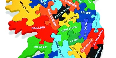 Zemljevid zemljevid irskem kot gaeilge